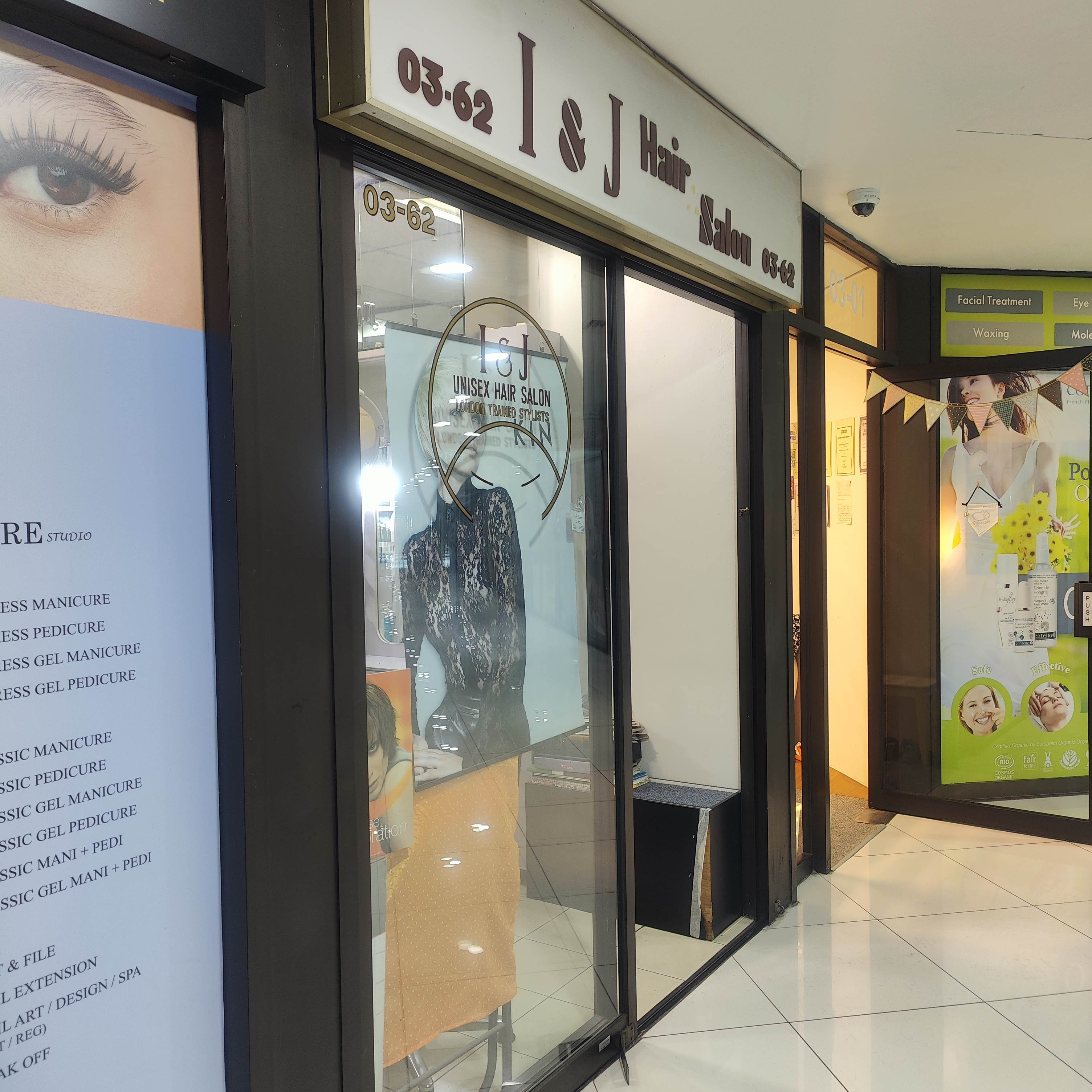 Salon photo 2 thumbnail